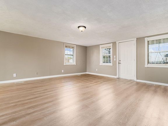 5th image of 839 Pike St SW