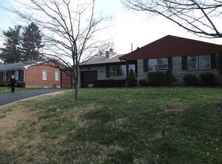 119 Wildwood Ln, Wildwood, KY 40223