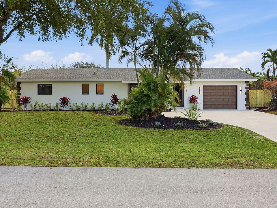 1st image of 4694 Brady Boulevard