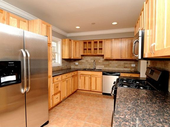 3rd image of 536 N Geri Ct