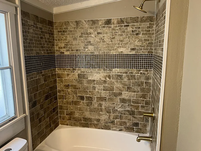 616 Section Line St — Photo 3