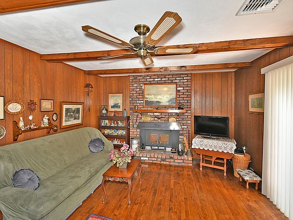 4th image of 26 Torlen Ct