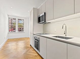 301 E 21st St APT 1A, New York, NY 10010
