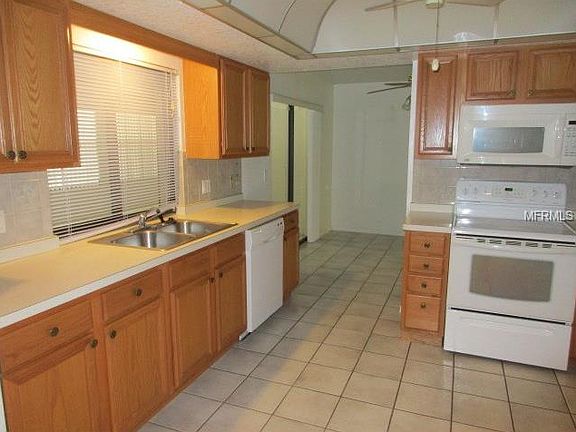 4th image of 2031 Astotta St