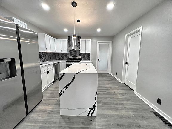4th image of 1512 N Worth Ave