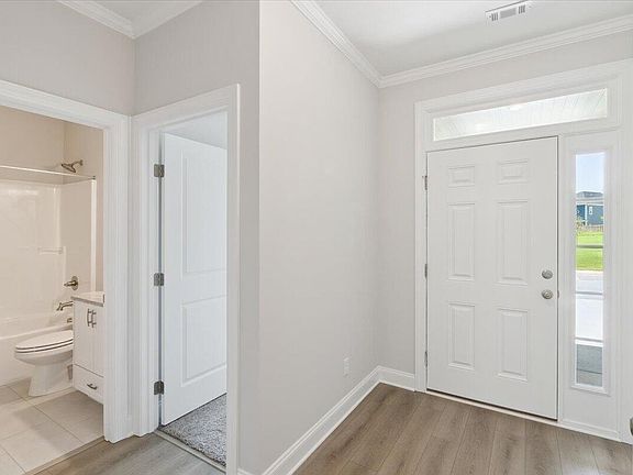 5th image of 740 Woodvine Drive #Tp174