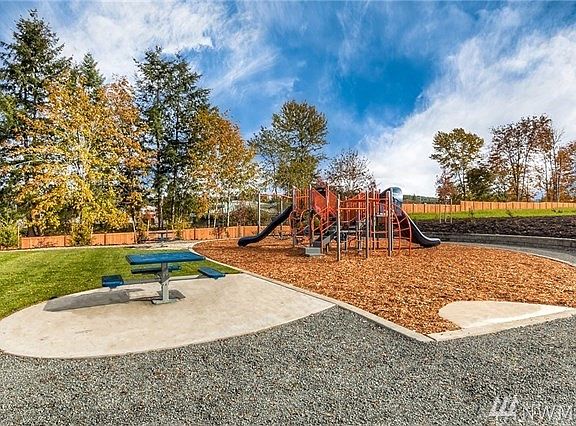 4th image of 23622 SE 269th Ct #26