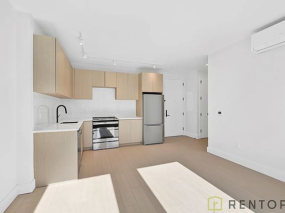 3rd image of 1634 Flatbush Ave #507A