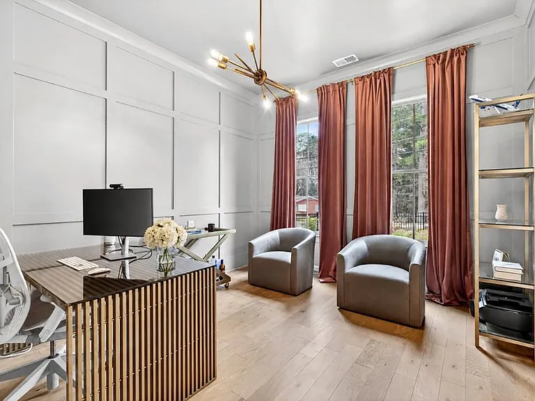 3937 N Cooper Lake Rd SE — Photo 5