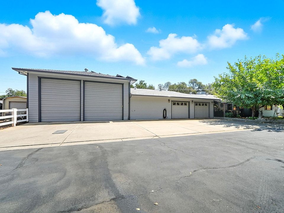 1st image of 20260 River Valley Dr