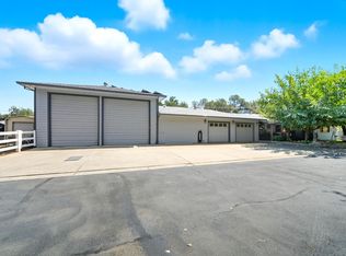 20260 River Valley Dr, Anderson, CA