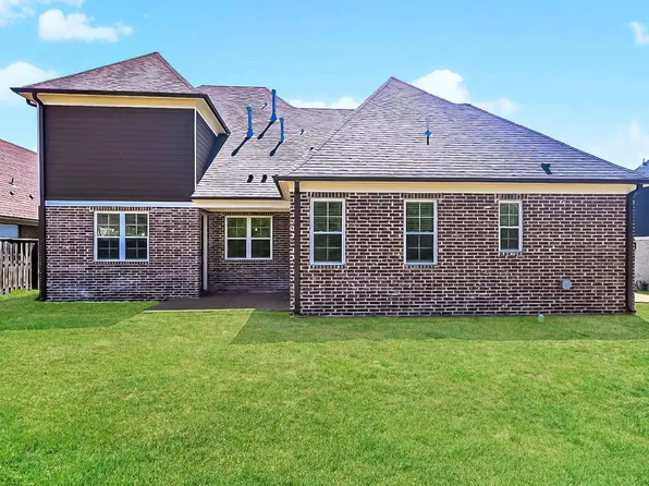156 Heritage Lake Dr, Memphis, TN 38109