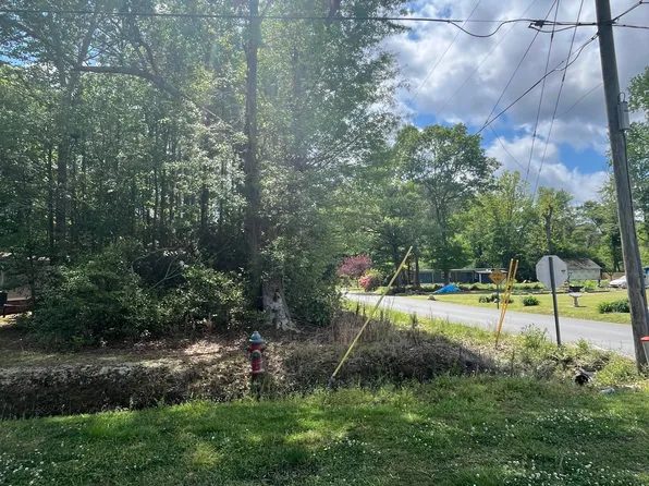 0 W Hayes Street, Burgaw, NC 28425