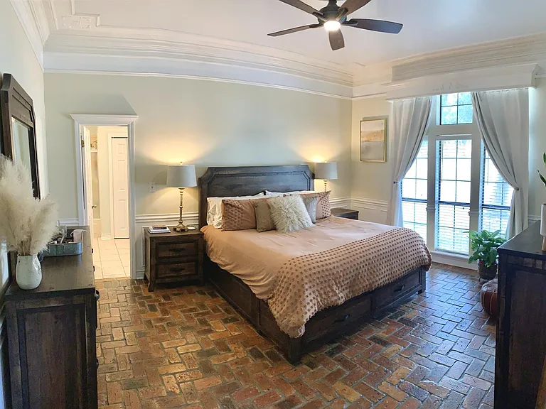 2584 Audubon Pl — Photo 9