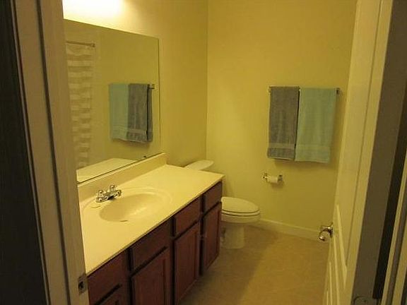 4th image of 815 Lindbergh Ln