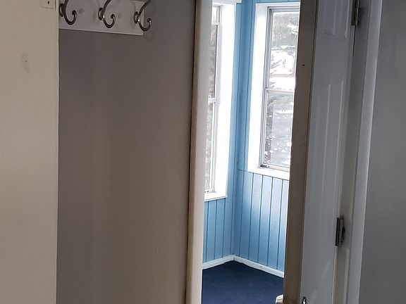 Front Door to Porch