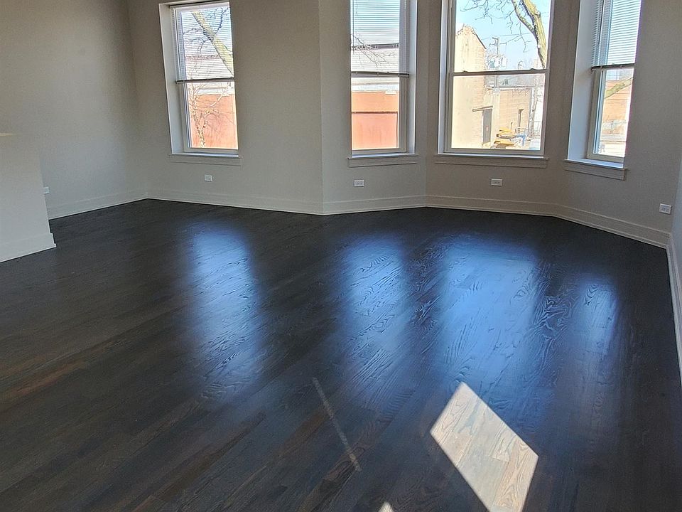 1st image of 2735 W Flournoy St #1