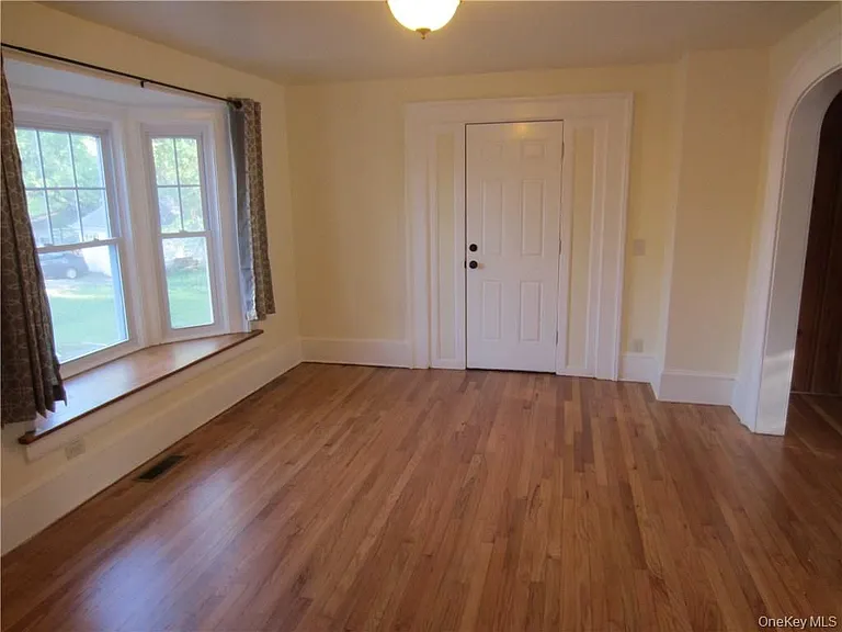 212 S Cherry St #2 — Photo 3