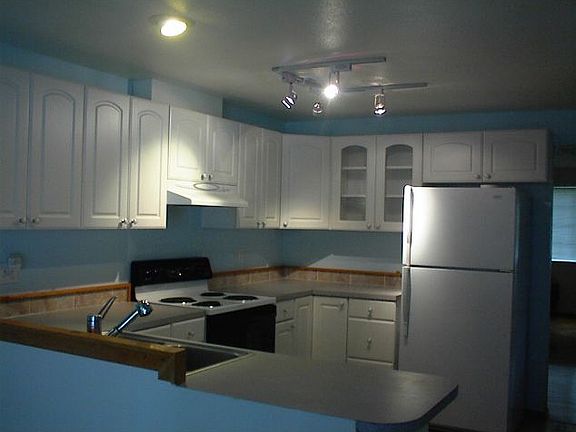 5th image of 2110/2112 W Clearwater Ave