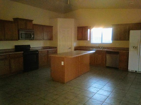 5th image of 972 W Toltec Dr
