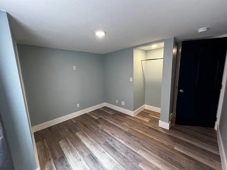 1536 Main St #E — Photo 12