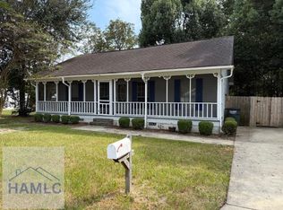 301 E Cedar St, Glennville, GA 30427