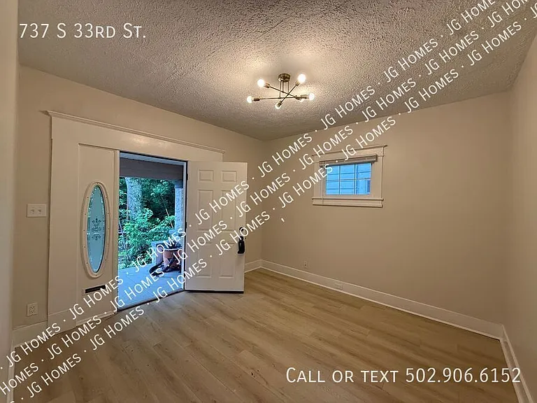 737 S 33rd St — Photo 7