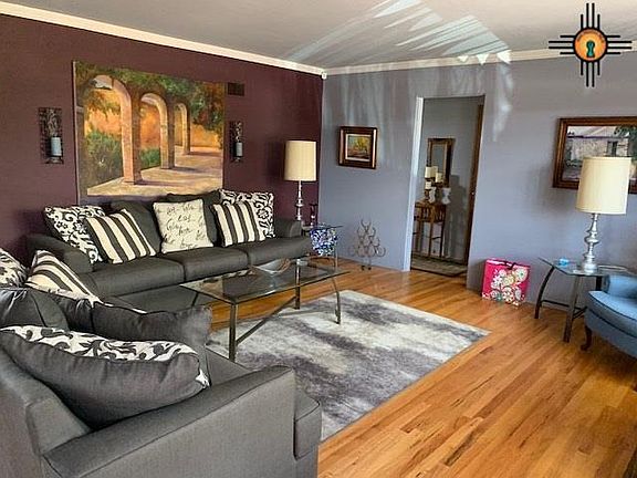 3rd image of 1101 Idaho Cir