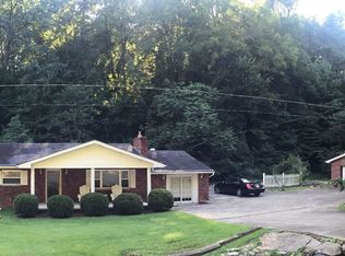 5032 Moore Br, Ashland, KY 41102