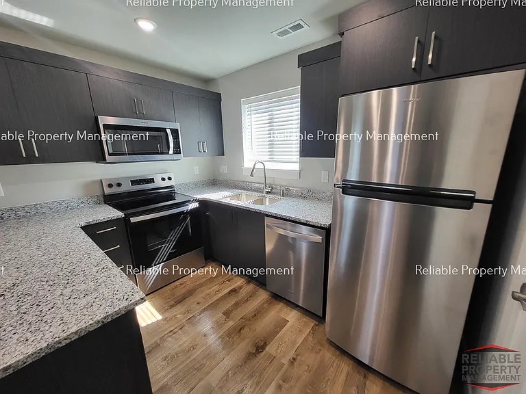 1612 Hannah Ln — Photo 5