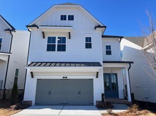 633 Skytop Dr, Cumming, GA 30040