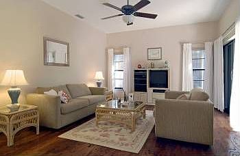 2nd image of 210 Carriage House Ln #210