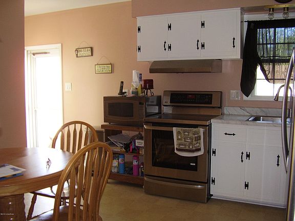 4th image of 4803 Margo Ave