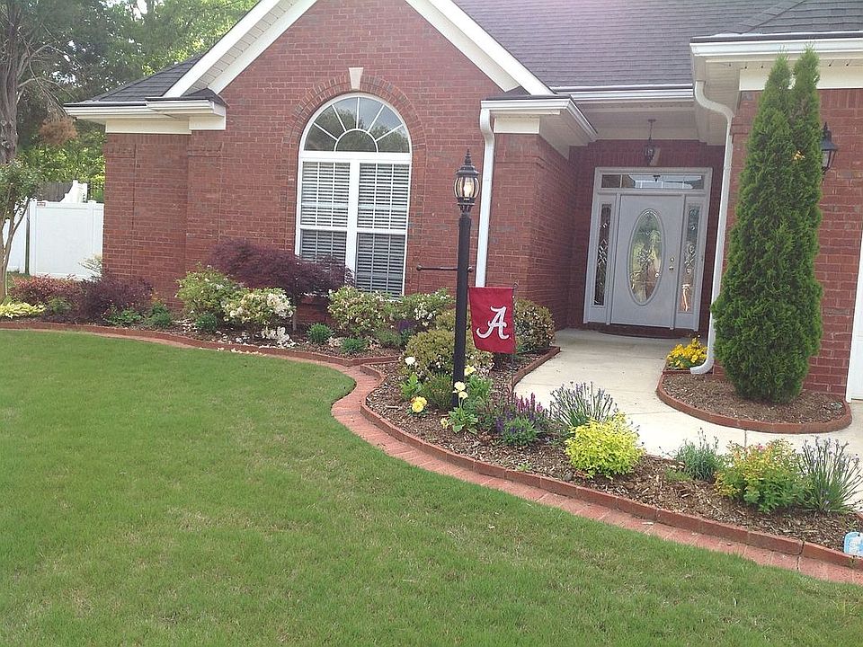1st image of 2500 Millwood Cir SE