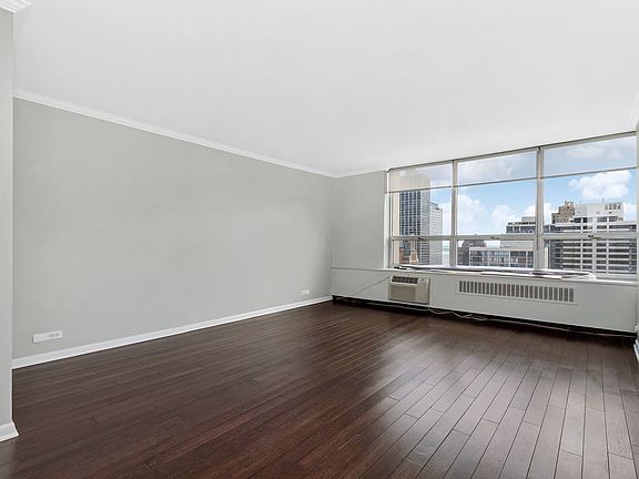 2nd image of 70 W Burton Pl APT 2204