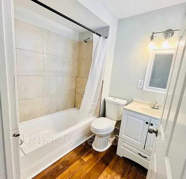 417 4th St N #202 — Photo 15