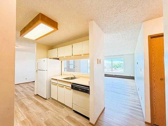 2nd image of 201 SE 12th Ave SW #306E