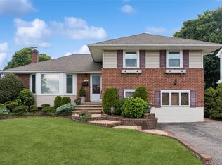 3962 Hahn Ave, Bethpage, NY 11714