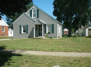 208 S 14th Ave, Marshalltown, IA 50158