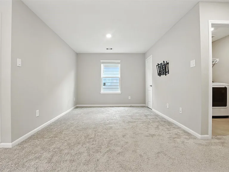 8618 Cedar Plains Ln — Photo 21