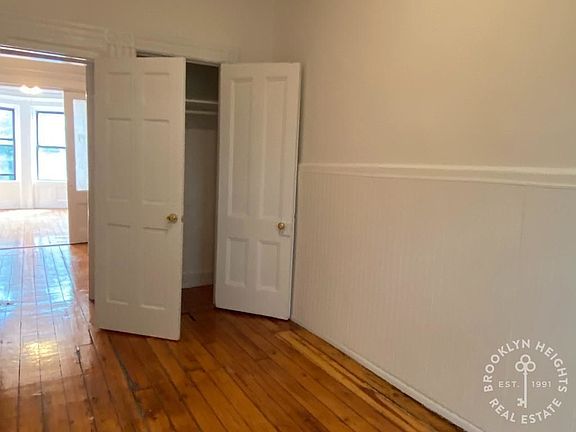 3rd image of 687 Sackett St #2A