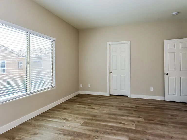 9519 Vega Carpio Ave — Photo 14