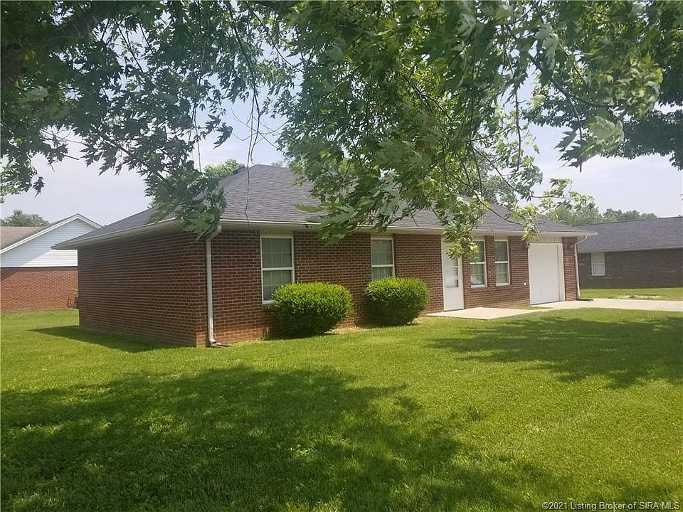 1st image of 674 E Susan Way