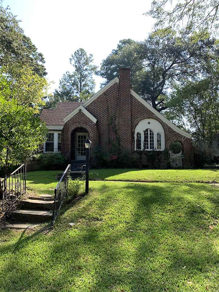 1822 Myrtle St, Jackson, MS 39202 Zillow