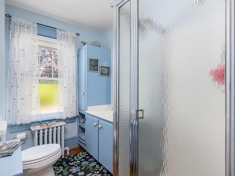 141 Coggeshall Ave — Photo 24