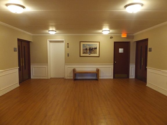 3rd image of 525 S Cleveland Ave APT 102