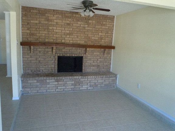 5th image of 2602 E Auburn St