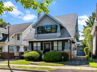 553 Hazelwood Ter, Rochester, NY 14609