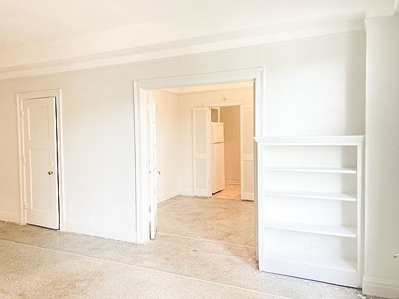 5th image of 8905 E Jefferson Ave #1-504