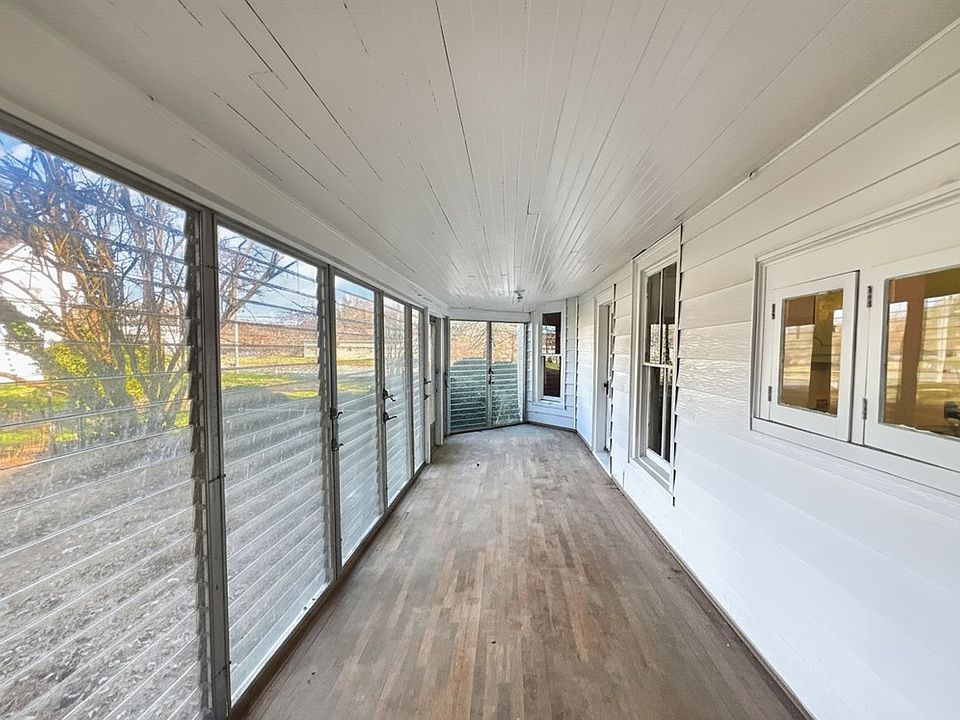 19th image of 7384 Lankford Hwy